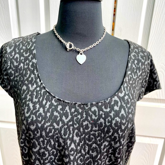 BNWT Ann Taylor Black Dress with a black pattern in Size 14 - Picture 3 of 8